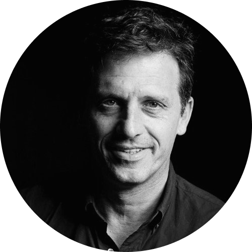 Dr Etienne van der Walt 1